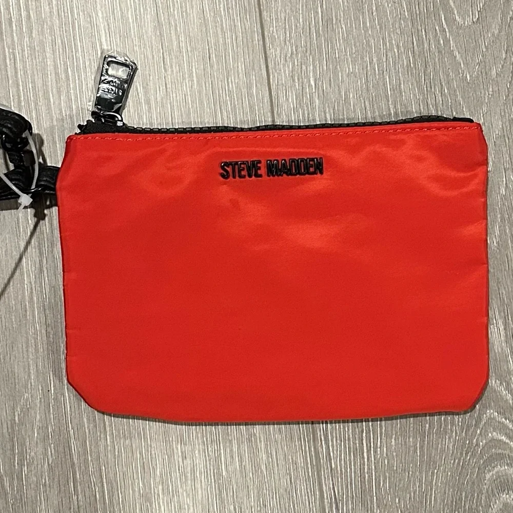 NWT. Steve Madden Red and Black BFresh Star Backpack